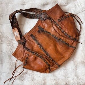 Artisan Leather Hobo Bag in Rich Tan